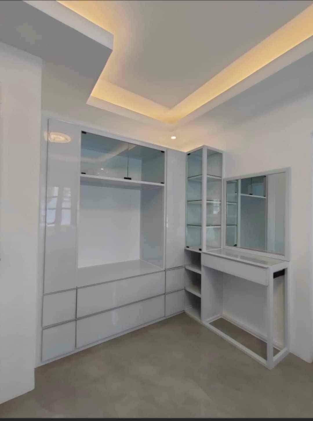 Aluminum cabinet etc 